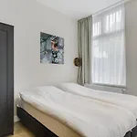 Novallure Short Hotel Leidschendam