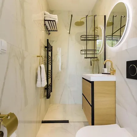 Novallure Short Leidschendam