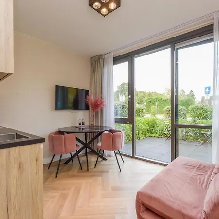 Hotell Novallure Short *