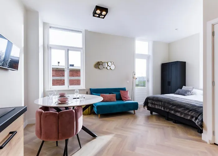 Hotel Novallure Short