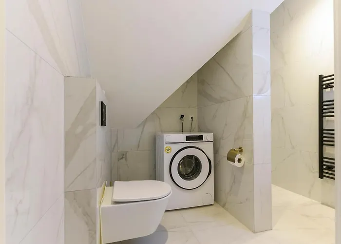 Novallure Short Leidschendam