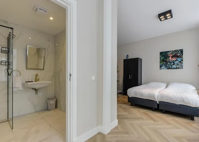 Novallure Short Hotel 3*