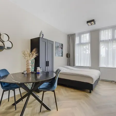 Hotel Novallure Short *