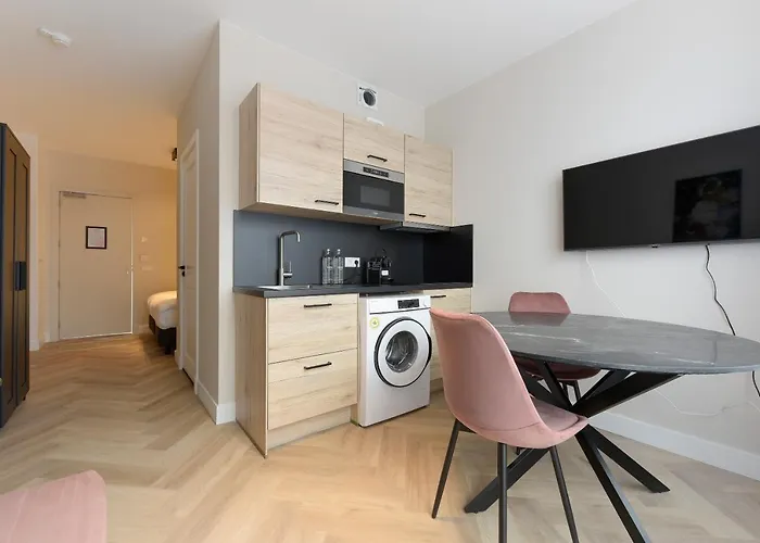 Novallure Short Hotel Leidschendam